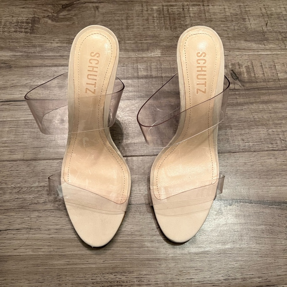 SOLD NWOB Schutz Ariella heels size 7